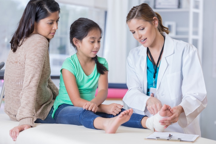 What Services Do Pediatric Urgent Care Clinics Offer?